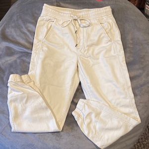 Gap Capri/ joggers